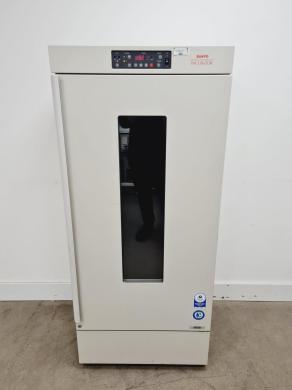 Sanyo MIR-253 Cooling Laboratory Incubator-cover