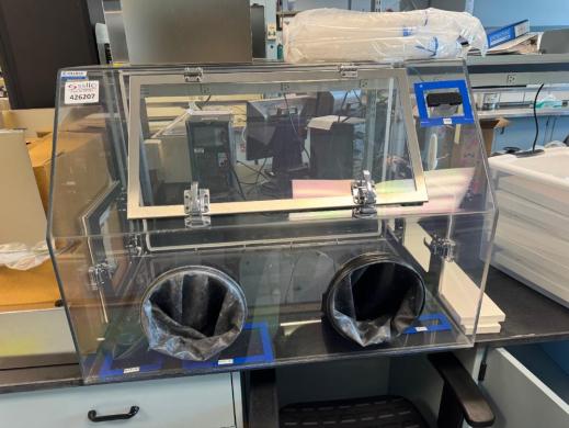 Cleatech 3' Benchtop Glovebox with Acrylic Enclosure and Dual Glove Ports-cover