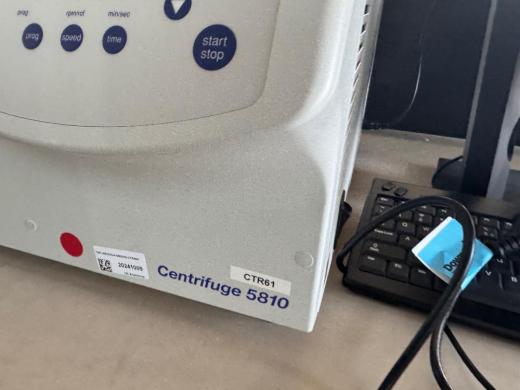Eppendorf 5810 Centrifuge-cover
