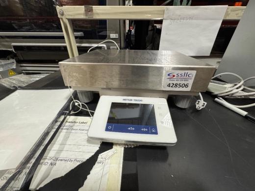 Mettler Toledo XSR32000L Digital Scale-cover