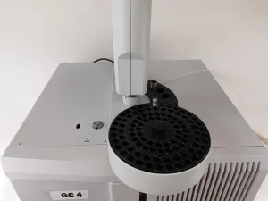 Varian Saturn 2100T GC/MS with CP-8200 & 3900 GC, 5 of 20