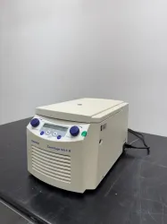 Eppendorf 5415R Refrigerated Centrifuge, 2 of 4