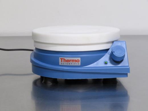 Thermo Scientific RT Basic Magnetic Stirrer Cat. #88880007 with Brushless DC Motor-cover