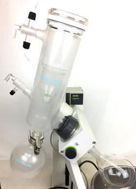 Buchi Rotavapor R-100 Rotary Evaporator with B-100 Heating Bath