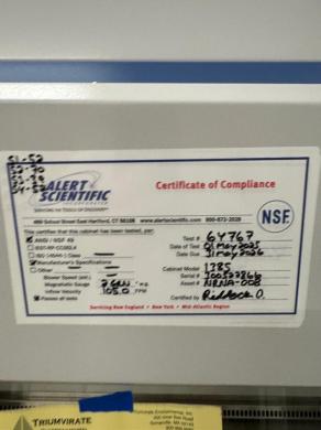 Thermo 1300 Series A2 4-Foot Biosafety Cabinet Model 1385-cover