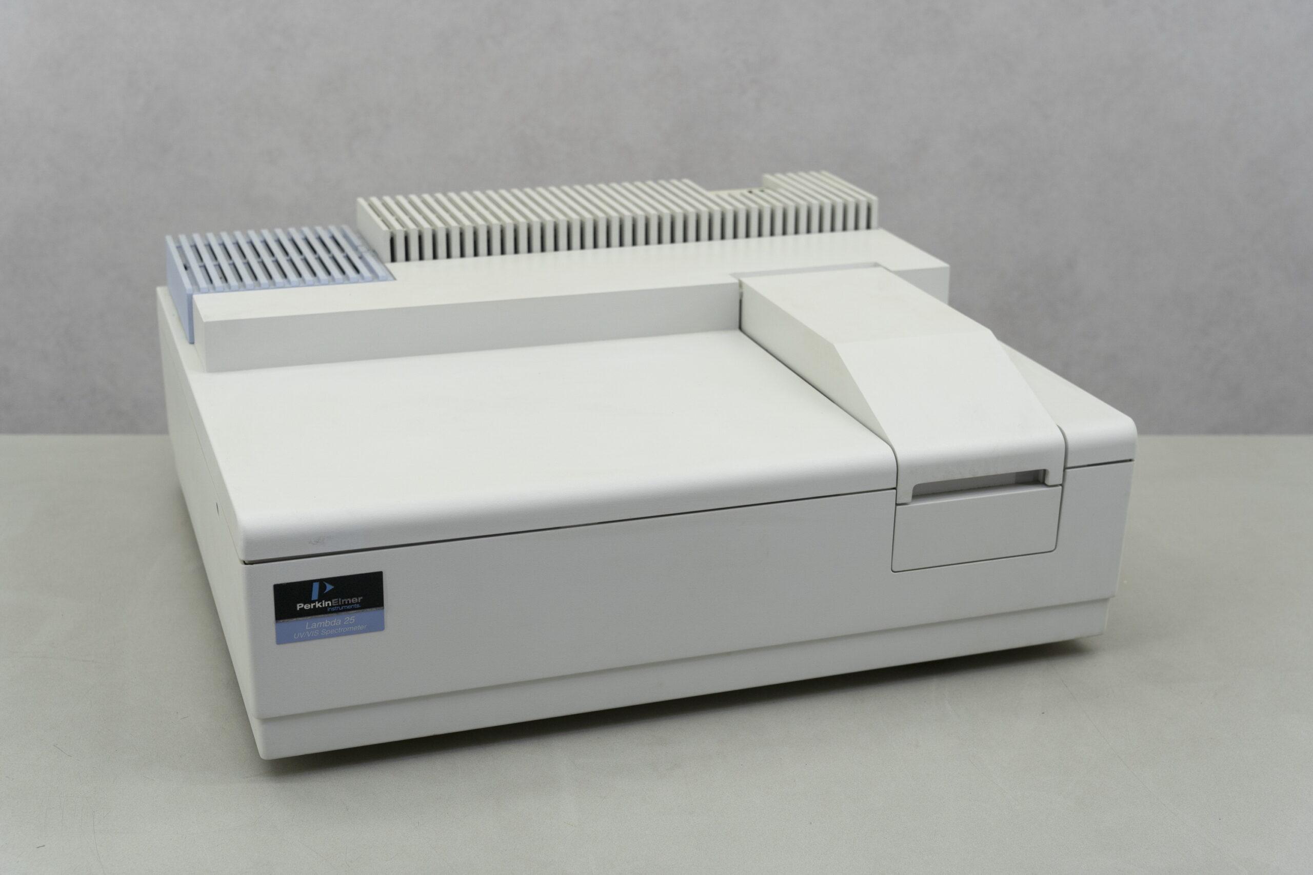 PerkinElmer Lambda 25 UV-Vis Spectrophotometer