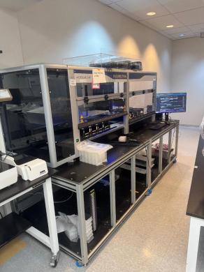 Hamilton Microlab STARplus Automated Liquid Handling System for Genomics and Proteomics-cover