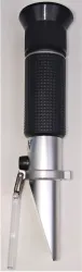 Portable Hand-Held Refractometer with Automatic Temperature Compensation (ATC), 2 of 3