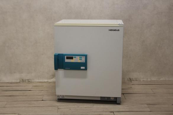Heraeus T12 Laboratory Oven with Natural and Forced Convection Options-cover