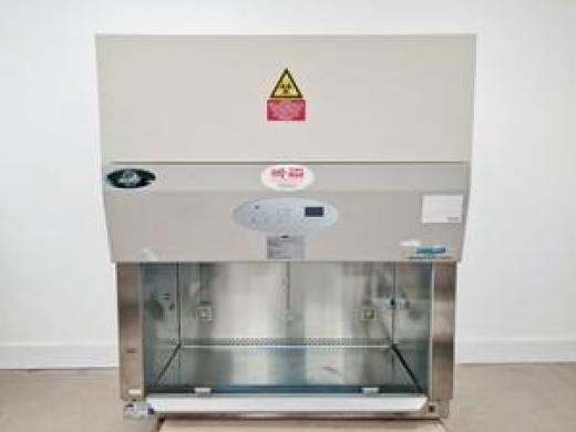 Nuaire Class 2 Biological Safety Cabinet NU-437-400S Lab-cover