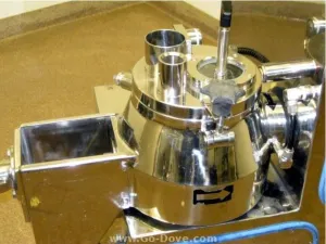 Glatt FM-VG-05 Mobile Vertical Granulator for Mixing and Granulating Processes, 3 of 4