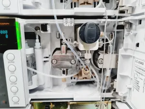 Shimadzu UFLC XR Prominence Ultra-Fast Liquid Chromatography with AB Sciex API 4000 Tandem Mass Spectrometer LC/MS/MS System, 16 of 99