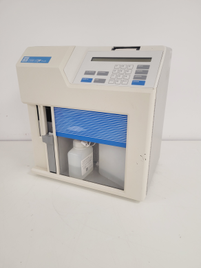 YSI 2300 230V STAT Plus Glucose Lactate Analyser Spares/Repair Lab-cover