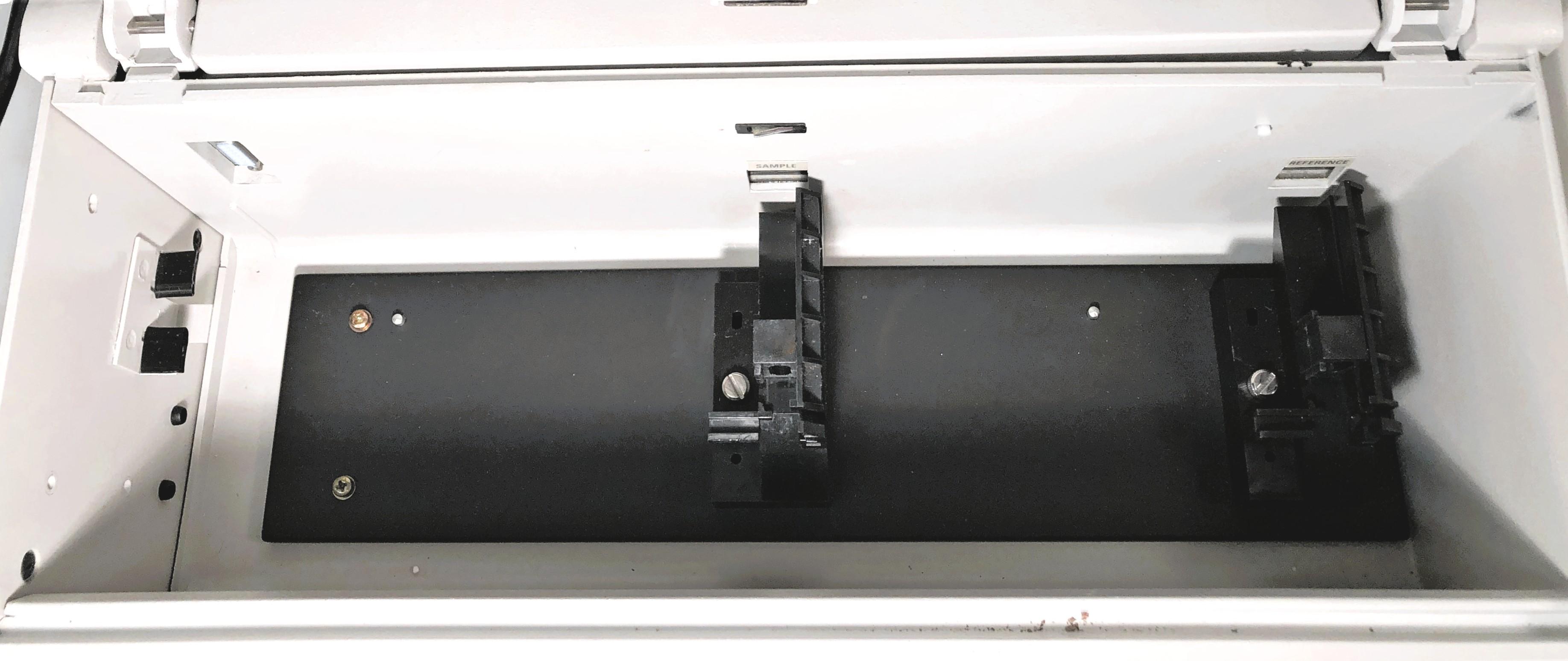 ATi Unicam UV4-200 Double Beam UV-Visible Spectrophotometer (190–900 nm)