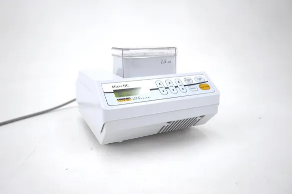 STARLAB Mixer HC Thermomixer with 1.5 mL Block, 24 x 1.5 mL