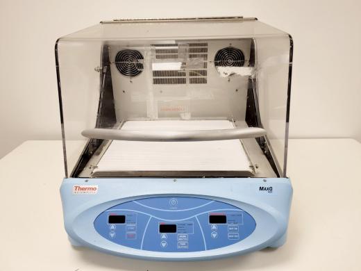 Thermo Scientific Max Q 4000 Shaking Incubator for Controlled Temperature and Agitation-cover