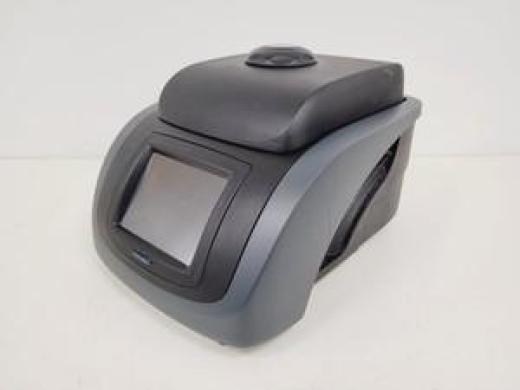 VWR UnoCycler PCR Thermal Cycler Lab-cover