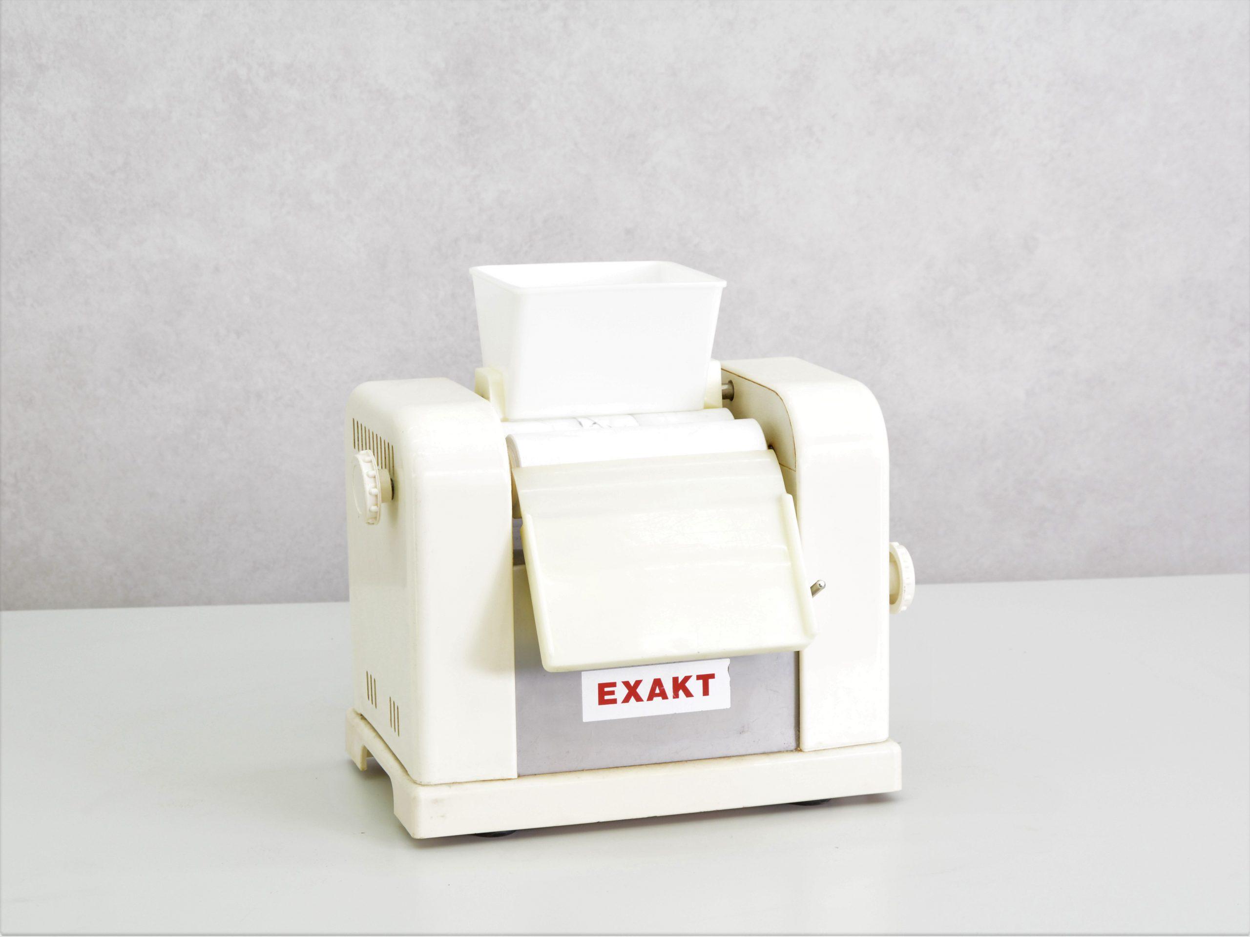 Exakt 50 Ointment Mill for Cream and Gel Preparation