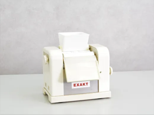 Exakt 50 Ointment Mill for Cream and Gel Preparation
