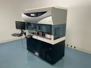 Tecan Fluent 780 Automated Liquid Handling System with Dynamic Deck™ Technology, 2 of 4