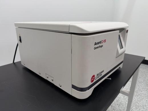 Beckman Coulter Avanti J-15 High-Speed Benchtop Centrifuge with Fixed-Angle Rotor-cover