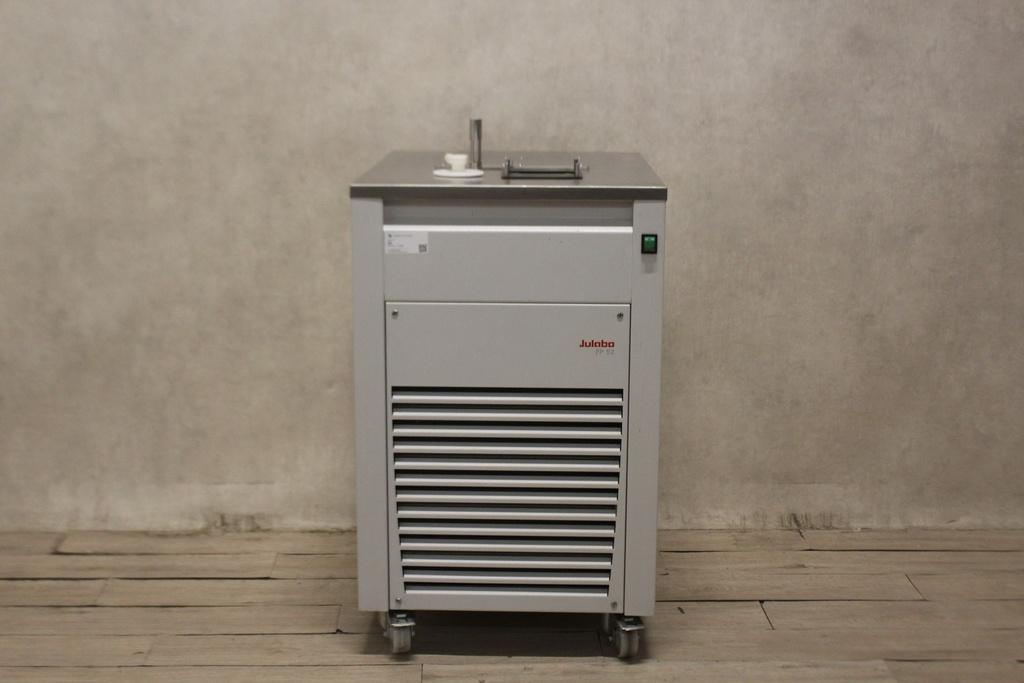 Julabo FP52 Ultra-Low Refrigerated Circulator for Precise Thermal Control
