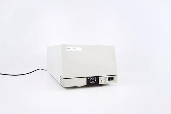 Waters 2996 Photodiode Array Detector for 2695/2795 HPLC Systems, 186000869 C04-cover