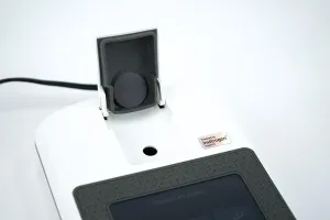 Thermo Scientific Qubit 4 Fluorometer Q33226, 3 of 5
