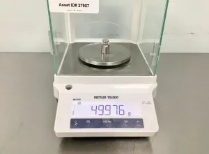 Mettler Toledo ME103E Compact Analytical Balance with RS232 Interface, 7 of 10