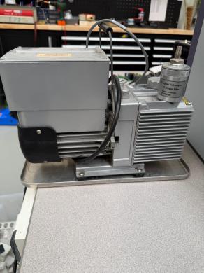 Agilent DS42 Rotary Vane Pump for GC/MS Systems-cover