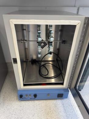 Thermo Hybaid Maxi 14 Hybridization Oven Model HBMSOV14220 for Precise Temperature Control-cover