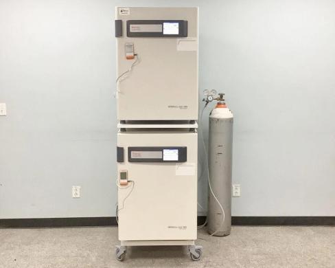 Thermo Scientific Heracell VIOS 160i 165L CO2 Incubator with 180°C Dry-Heat Decontamination-cover