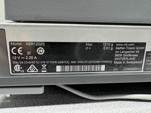 Mettler Toledo XSR1202S Precision Balance Scale 1210g Capacity 0.01g Readability-cover