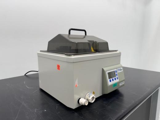 Thermo Scientific FSGPD10 Heated Circulating Water Bath-cover