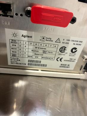Agilent Technologies 1100 Series Temperature-Controlled HPLC Column Compartment G1316A-cover