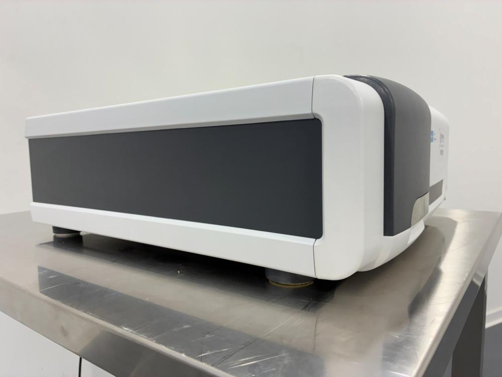 Agilent Technologies Cary 60 G6860A UV-Vis Spectrophotometer for Precision Absorbance Analysis