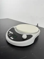 Thermo Scientific RT Touch 22 Digital Magnetic Stirrer with Ceramic-Coated Plate, 3 of 4