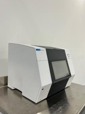 Agilent AriaDX Real-Time PCR Thermocycler with 96-Well Block and Touchscreen Interface-cover