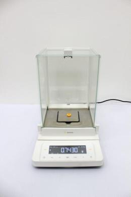 Sartorius Analytic Balance MSE524S-100-DU, High-Precision Laboratory Scale, 120V-cover