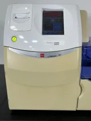 Wako uTasWako i30 Automated Immunoassay Analyzer for Clinical Diagnostics, 2 of 4