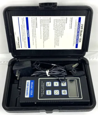 VWR 100A Digital Thermometer with Probe and USB Connectivity