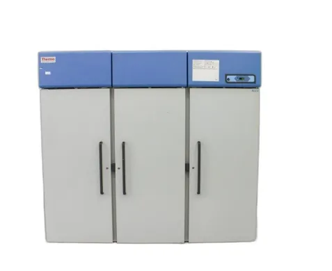 Thermo REL7504A22 Laboratory Refrigerator Triple Solid Door 4°C 115V 60Hz Storage Unit