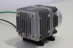 Nitto Kohki VP0625 Vacuum Pump, 2 of 4