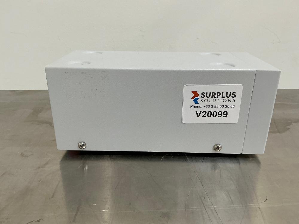 Shimadzu FCV-11AL High-Performance Liquid Chromatography Pump with Sub-Controller