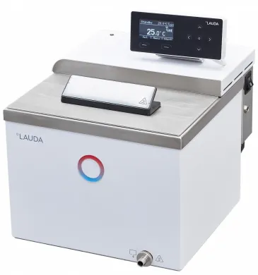 LAUDA PRO P 10 Heating Thermostat, 40°C to 250°C with removable control panel