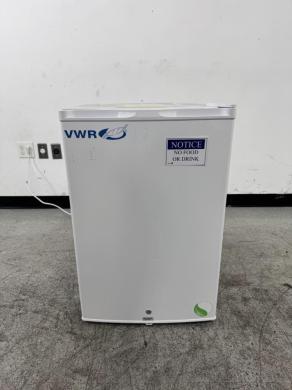 VWR Undercounter Refrigerator Model HCUCFS-0404 for Laboratory Sample Storage-cover