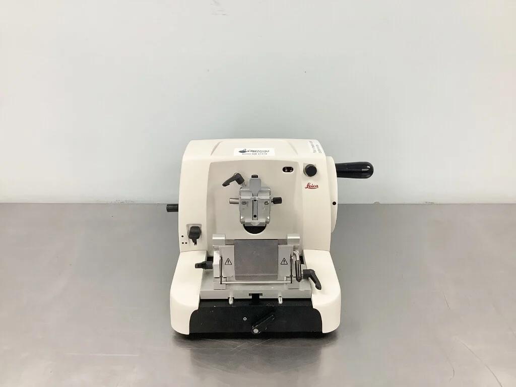 Leica RM2125 RTS Manual Rotary Microtome for Precision Tissue Sectioning
