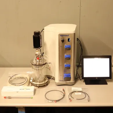 Eppendorf BioFlo 320MFG Bench-Top Fermenter Bioreactor with 1L Jacketed Vessel, Eppendorf Laboratory equipment