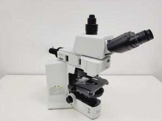 Olympus BX61 Microscope System w/ 1 x Objective UPlanApo 40x/1,00 Lab-cover