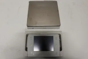 Sartorius Cubis MSA5201S Precision Analytical Balance with Motorized Leveling, 2 of 3